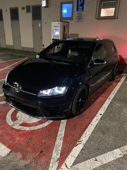 Golf R - 1