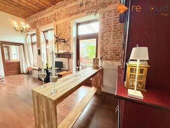 Na predaj výnimočný 2-izbový byt v historickom centre Nitry 