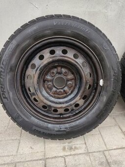 Predám zimné pneumatiky 215/60 r16 s diskami 5x114,3