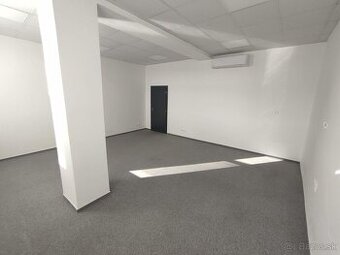 Kancelárske a skladové priestory na Vajnorskej ulici na pren