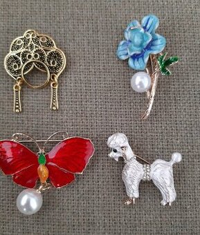 Súbor brošní - 1.