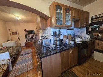 Exkluzívne ponúkame na predaj rodinný dom v obci Kameničná - 1