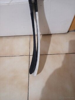 Predam hokejky Warrior.