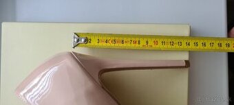 Lodičky zn. Pleaser USA