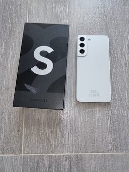 samsung galaxy s22-white