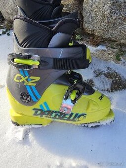 Predám detské lyže 104cm