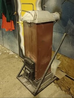 PREDÁM PETRÍK, PIECKU NA KÚRENIE.