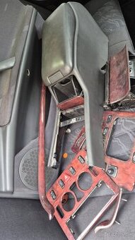 Drevodekor a tapacire w210