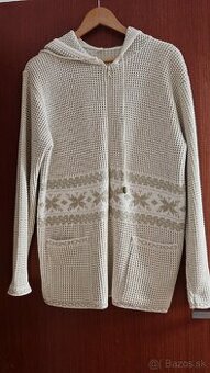 Sveter s kapucňou na zips