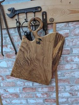 Predám dosku na krájanie / Denko, Lopár 25 /.