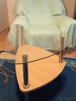 oválny stolik do obývačky