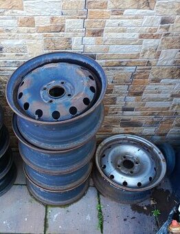 Plech disky na peugeot R14