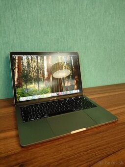 Apple MacBook Pro 2018 – i5 / 8GB / 256GB