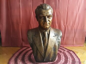 Busta "Klement Gottwald"...Viktor Dobrovolný 1949...