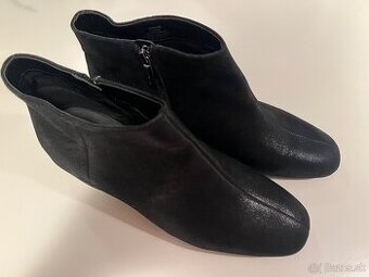 Karl Lagerfeld čižmičky nové, veľ 41