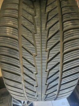 305/30 R21 Hankook zimné pneumatiky