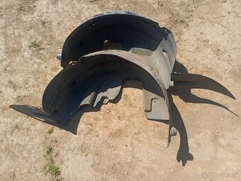 Peugeot 308 T9 podblatniky