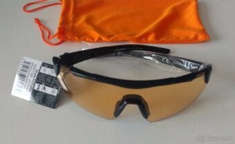 NOVÉ so ZÁRUKOU športové okuliare Axon Futura Fotochromatick