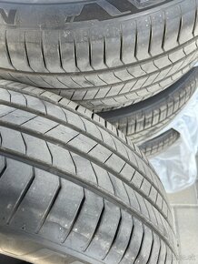 Predám nové letné pneu 215/55/R18