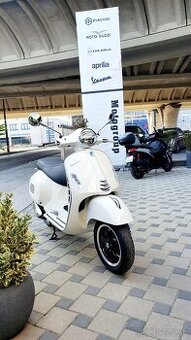 VESPA GTS 300 SUPER