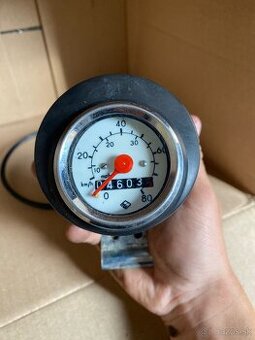Originál tachometer babeta