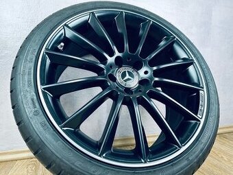 Originál letní kolesa Mercedes A 35 AMG R19