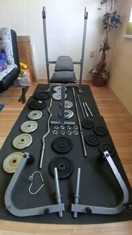 Fitnes lavička so závažiami