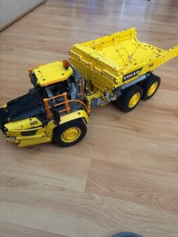 Predám lego technic nákladne vozidlo