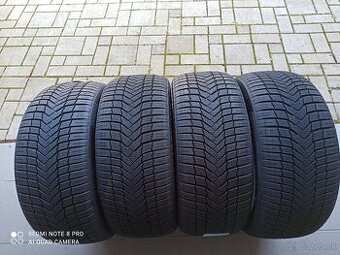celoročne pneu 225/40 R18