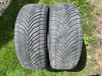 225/45 R17