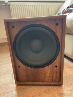 predám subwofer AUNA 150W