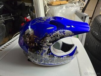 Predam úplne novú detsku prilbu pre stvorkolky