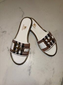 Šľapky Burberry