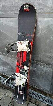 snowboard Hammer, viazanie Flow