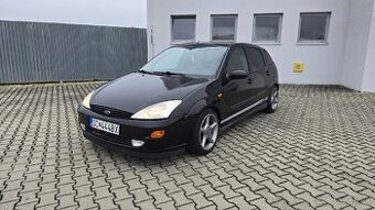 Ford Focus Ghia 2.0i