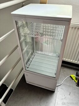 METRO PROFESSIONAL Chladiaca vitrína 78l biela