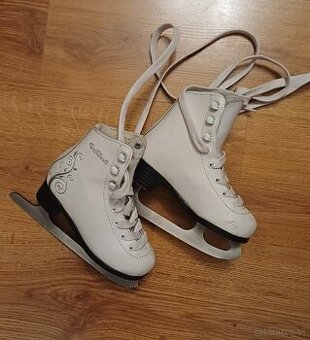 Detske korcule vel. 28