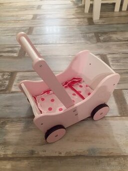 Predám detský drevený kočík