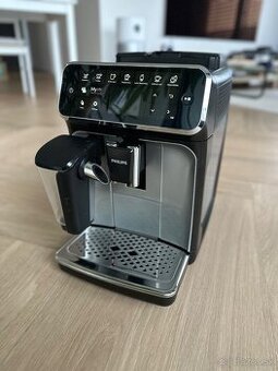 Kávovar Philips Series 4300 LatteGo EP4346/70