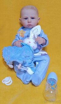 Realistická bábika chlapček Krištof