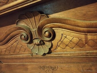 Predám starožitný nábytok