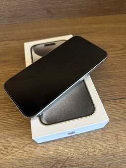 iphone 15 pro 256gb biely top stav