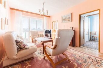 REZERVOVANÉ - ČAPAJEVOVA - 4 IZBOVÝ BYT - Čiastočná rekonštr