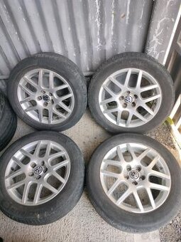 4ks alu disky orig. Vw 5x100 R16