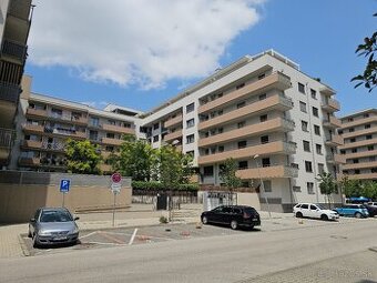 PREDAJ 3 IZBOVÝ BYT BRATISLAVA RUŽINOV TRNÁVKA