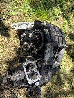 Lada Niva stredová rozvodovka