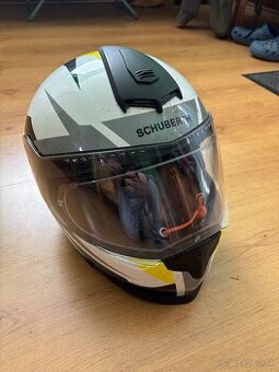 Schuberth S2
