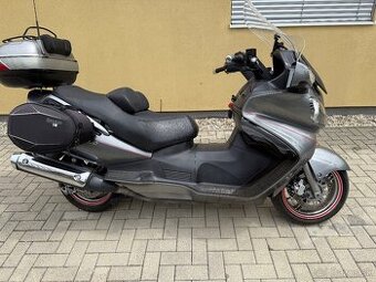Suzuki burgman 650