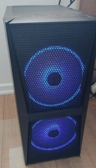 AMD RYZEN 7 2700X, 16GB, RX 580 8GB