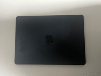 REZERVOVANÉ MacBook Air M3 13” 16GB/256GB SSD